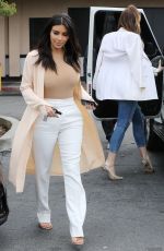 KIM KARDASHIAN Leaves Jerry
