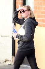 KIRSTEN DUNST in Leggings Leaves a Gym in Los Angeles 0512