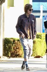 KRISTEN STEWART Out for Lunch in Santa Monica 1312