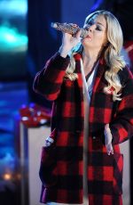 LEANN RIMES at Rockefeller Christmas Tree Lighting Ceremony in New York