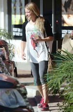 LEANN RIMES Shoping at Juicy Ladies in Woodland Hills