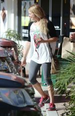 LEANN RIMES Shoping at Juicy Ladies in Woodland Hills