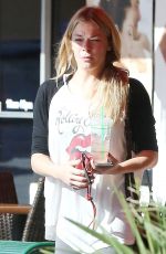 LEANN RIMES Shoping at Juicy Ladies in Woodland Hills