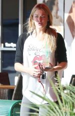 LEANN RIMES Shoping at Juicy Ladies in Woodland Hills