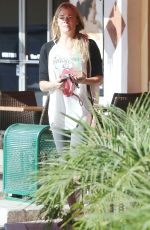 LEANN RIMES Shoping at Juicy Ladies in Woodland Hills