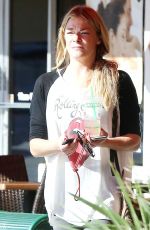 LEANN RIMES Shoping at Juicy Ladies in Woodland Hills