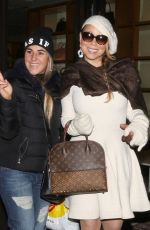 MARIAH CAREY Shopping in Aspen 2812