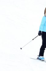 PARIS HLTON Hits the Slopes in Aspen