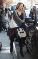 Pregnant BLAKE LIVELY Out and About in New York 0412