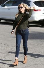 REESE WITHERSPOON Out and About in Venice 1412