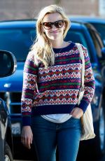REESE WITHERSPOON Shopping at Bristol Farms in Los Angeles 1312