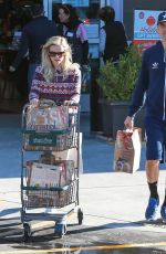 REESE WITHERSPOON Shopping at Bristol Farms in Los Angeles 1312