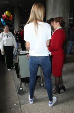 ROSIE HUNTINGTON-WHITELEY at Los Angles International Airport 1412