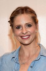 SARAH MICHELLE GELLAR at Splendid Holiday Book Drive Kick-off in Santa Monica