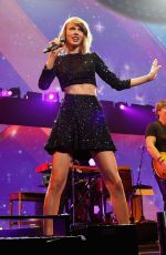 TAYLOR SWIFT at 2014 Kiis FM Jingle Ball in Los Angeles