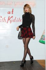 TAYLOR SWIFT at Cath Kidston in London