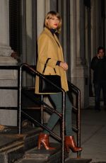 TAYLOR SWIFT Leaves Her Apartment in New York 1512