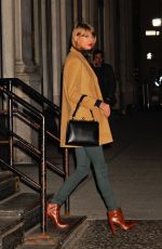 TAYLOR SWIFT Leaves Her Apartment in New York 1512