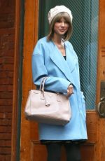 TAYLOR SWIFT Leaves Her New York