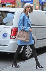 TAYLOR SWIFT Leaves Her New York