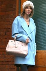 TAYLOR SWIFT Leaves Her New York