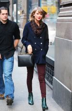 TAYLOR SWIFT Out and About in New York 1812
