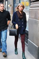 TAYLOR SWIFT Out and About in New York 1812