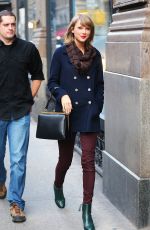 TAYLOR SWIFT Out and About in New York 1812