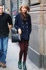 TAYLOR SWIFT Out and About in New York 1812