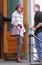 TAYLOR SWIFT Out and About in New York 1912