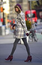 TAYLOR SWIFT Out and About in New York 1912