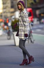 TAYLOR SWIFT Out and About in New York 1912