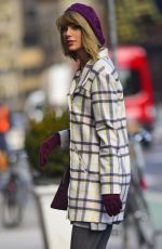 TAYLOR SWIFT Out and About in New York 1912