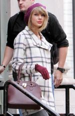 TAYLOR SWIFT Out and About in New York 1912