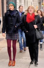 TAYLOR SWIFT Out and About in New York  2212