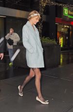 TAYLOR SWIFT Out and About in New Yowk 2412