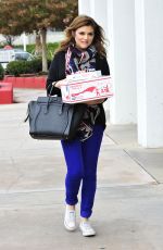 TIFFANI THIESSEN Arrives at a Post Office in Los Angeles