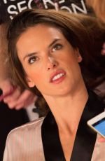 VS ANGELS – 2014 Victoria’s Secret Show Backstage 