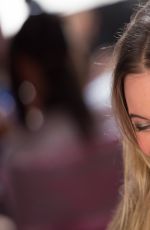VS ANGELS – 2014 Victoria’s Secret Show Backstage 
