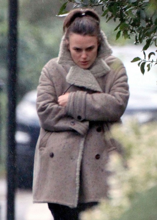 KEIRA KNIGHTLEY Out in London