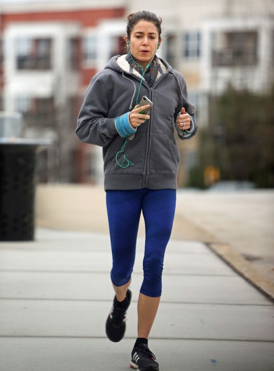 NIKKI REED in Leggings