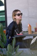 ASHLEY BENSON Out for Lunch at La Boulange in Los Angeles