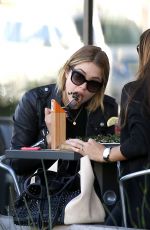 ASHLEY BENSON Out for Lunch at La Boulange in Los Angeles