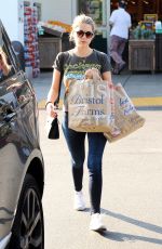 ASHLEY BENSON Shopping at Bristol Farms in Beverly Hills 0801