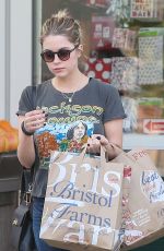 ASHLEY BENSON Shopping at Bristol Farms in Beverly Hills 0801