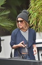 CAROLINE FLACK Leaves a Studios in London