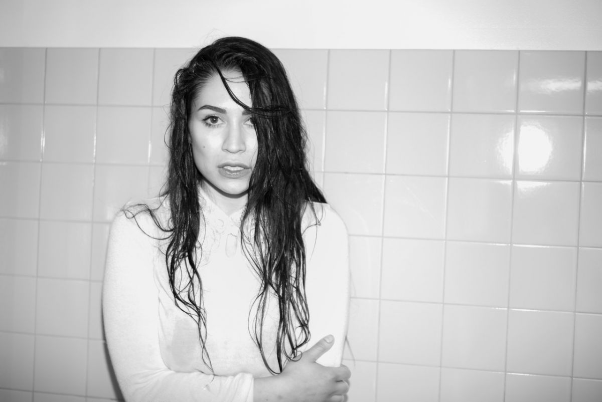 CASSIE STEELE - Rob Hoffman Photoshoot.