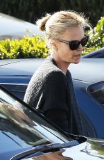 CHARLIZE THERON Shopping Groceries in Los Angeles 0501