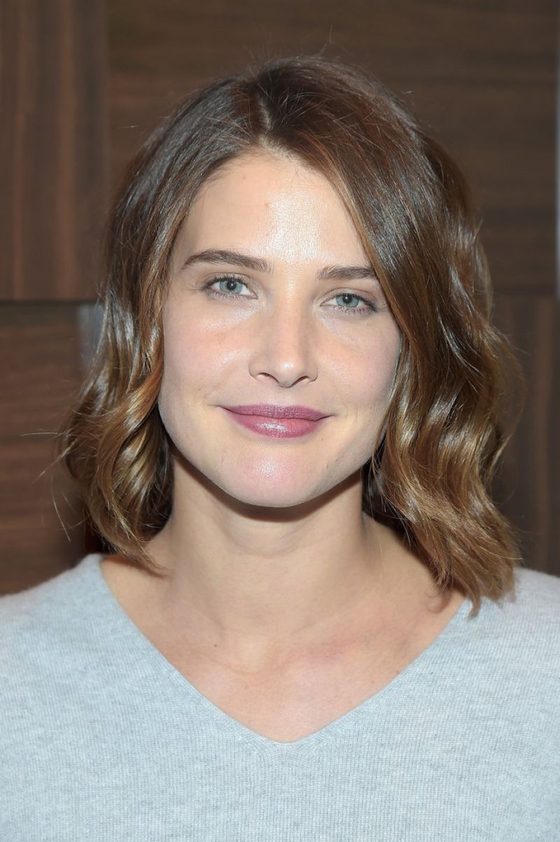 COBIE SMULDERS at Grey Goose Hosts Results Party at Sundance Film ...