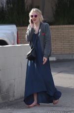 DAKOTA FANNING Out and About in Studio City 0901